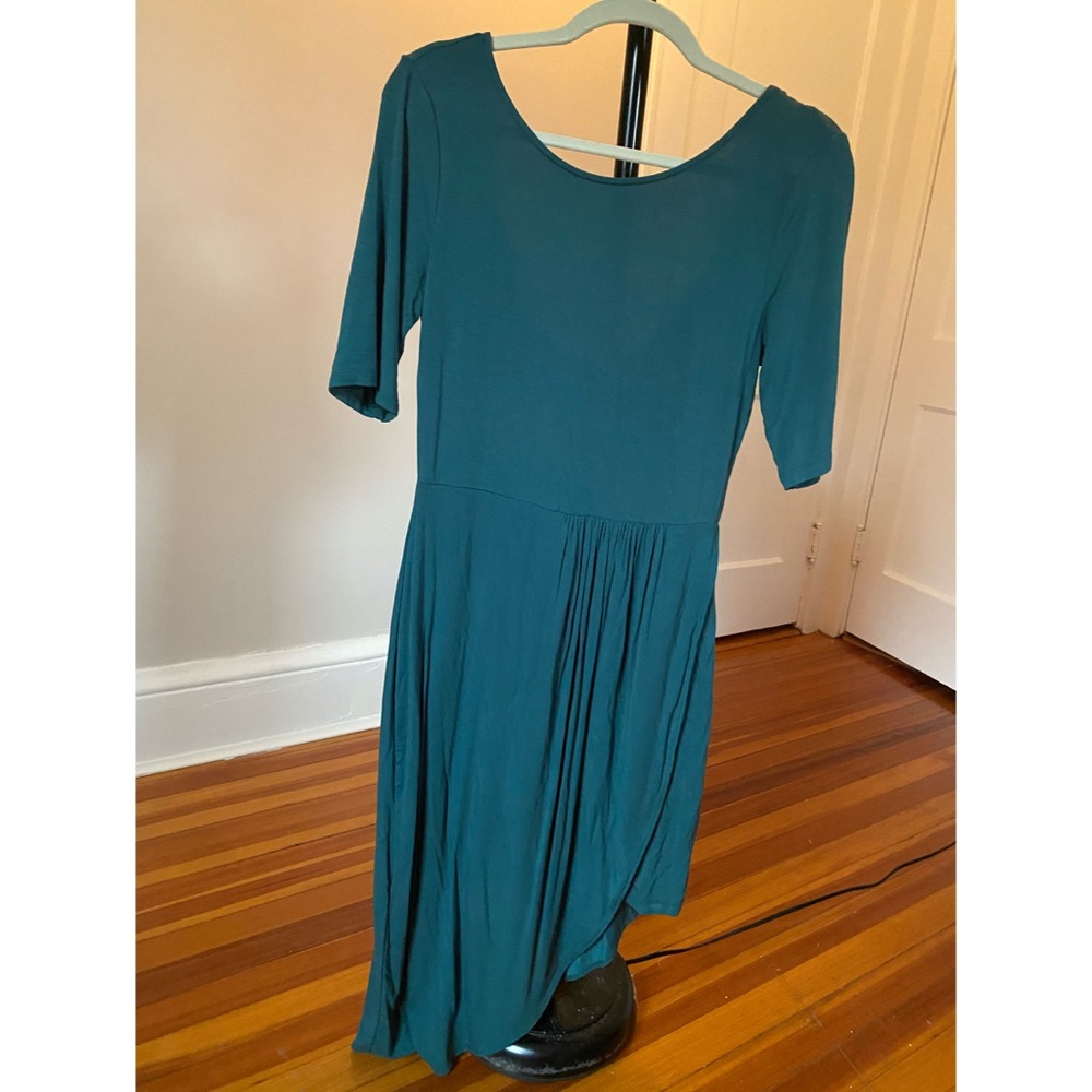 Fitted green dress